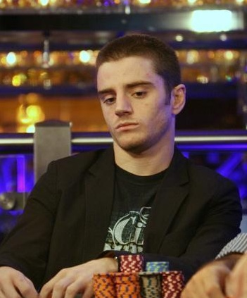 Эштон Гриффин, Ashton Griffin,  WSOP, Ashman103, турниры по покеру, PokerStars, мастера покера, профессионалы, игра в покер, биографии 